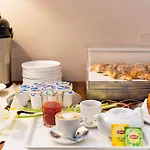 Roma Talenti Breme B&B
