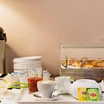 Roma Talenti Breme B&B
